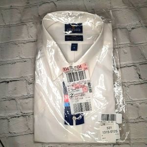 NWT Stafford Travel Performance Super Shirt Regular Fit Short Sleeve dress shirt